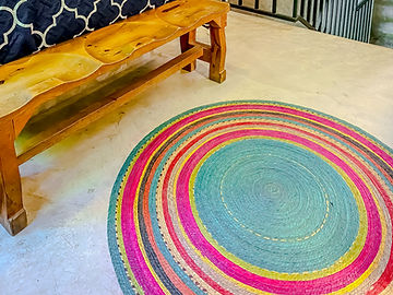 Tapete circular tejido de colores